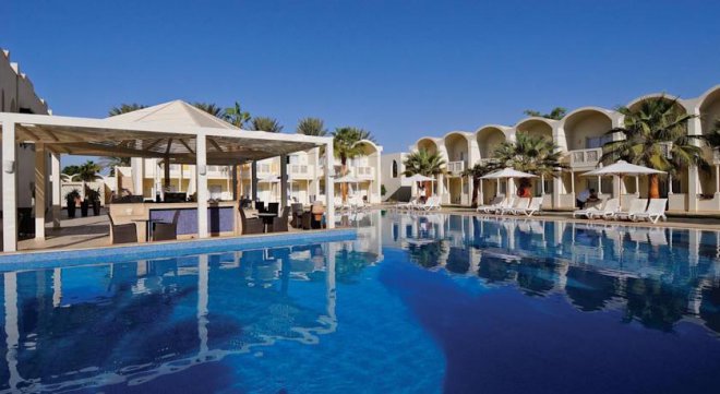 ���� ��� ���� �� �����  ������ �� 14, 16, 17, 19 - 21, 23, 24 ���. �� 7 ����� Reef Oasis Beach Resort 5* �Ѩ �������� 1052 $ �� ����� 