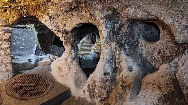 ����� ��������� ����� �������� �� ��������,  �������� �� ����� Derinkuyu Underground City ��� ����� ������� ��������� ����� � ������������� ���� ������� � ��������� ������� ��������, � ��� 9 ��. ��� ����� ��������� 20 ��� ������� � ������ � ��������