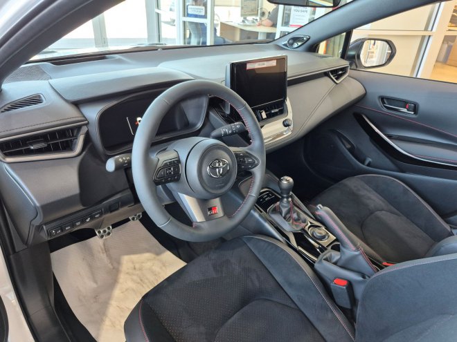 � ������ ���� ������ ��������� �� ������� ����� � 2.0-������� ����������� �������� �� 168 hp, ������ ������ ������ Acura (�� ����� ��������)