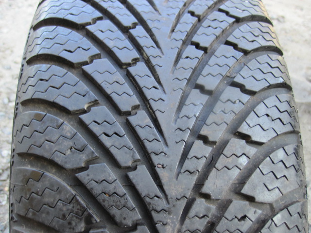 ������ ���� ������ ���205/55/15 Fulda Kristall Rotego M+S 88H-2 ��. (��������� 6-7��), ��� ��������, ���� �� ���� 650�������, ���