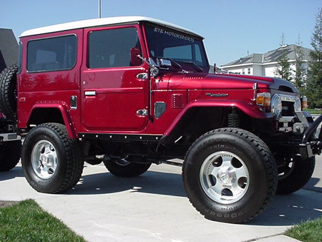  Toyota Land Cruiser  FJ40