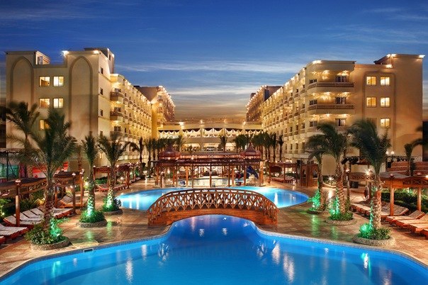   Festival Riviera Resort 5*  23.02