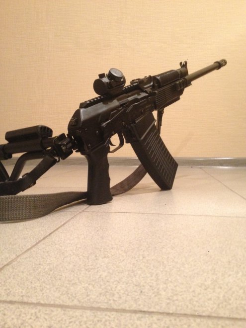 �������)